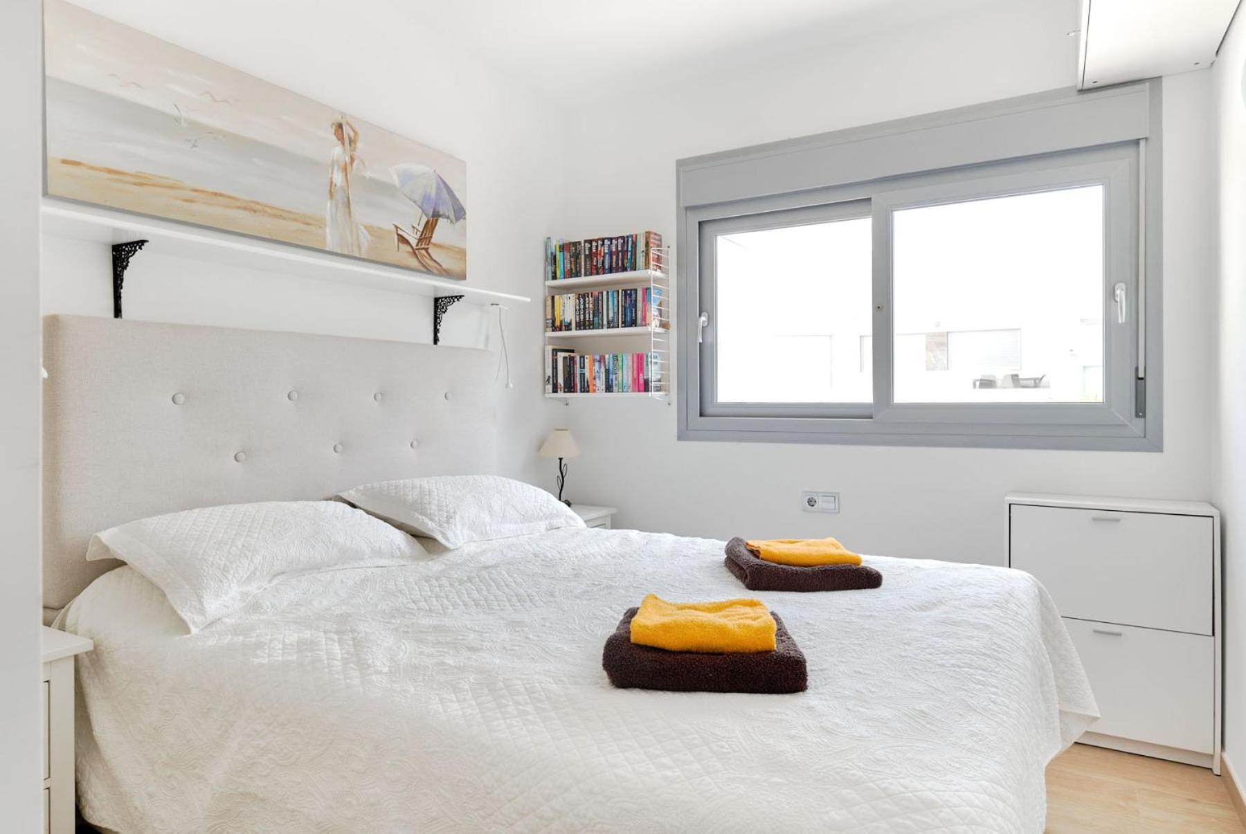 Villa Amalia Eco Torrevieja Oda fotoğraf