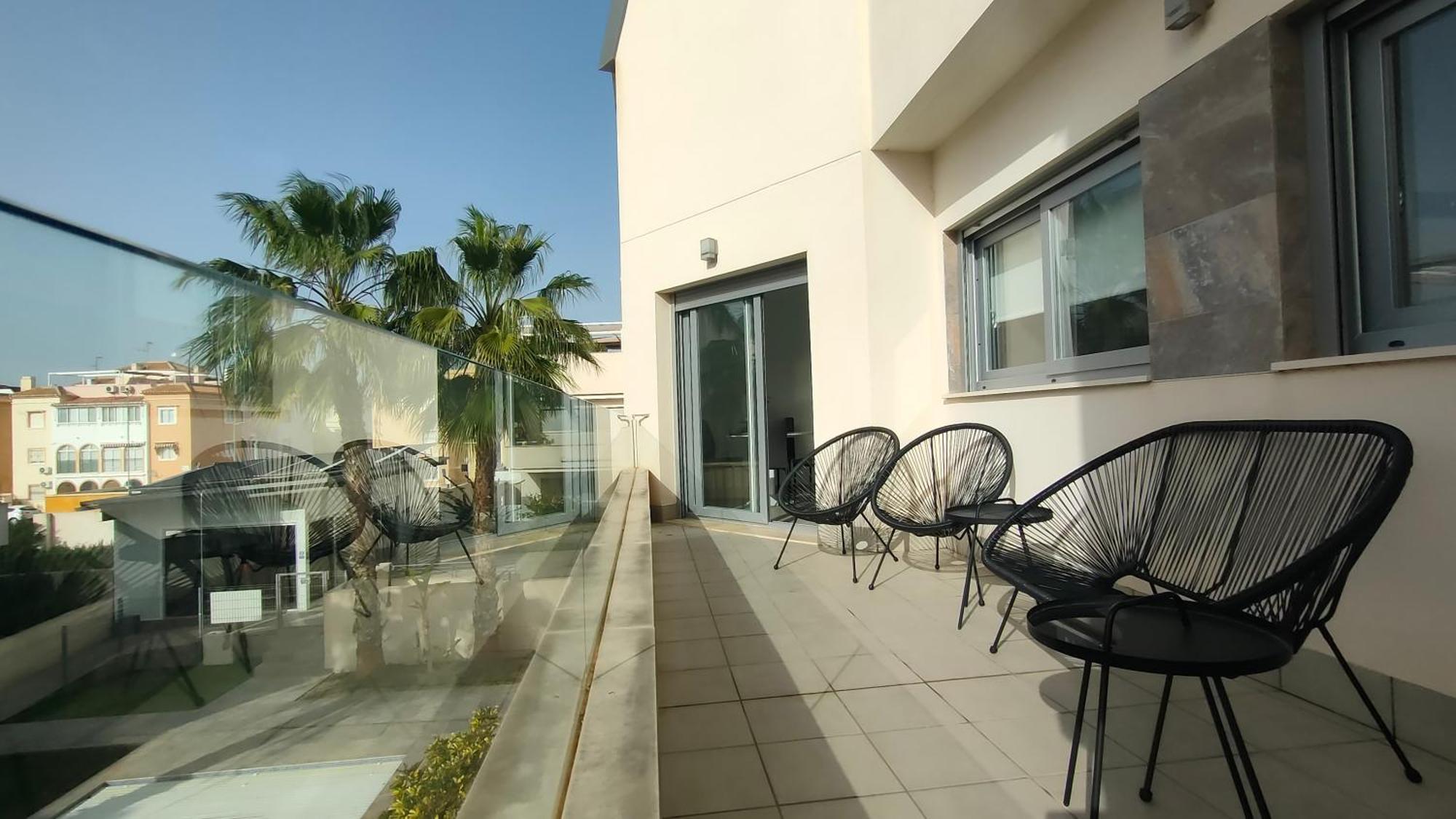 Villa Amalia Eco Torrevieja Oda fotoğraf